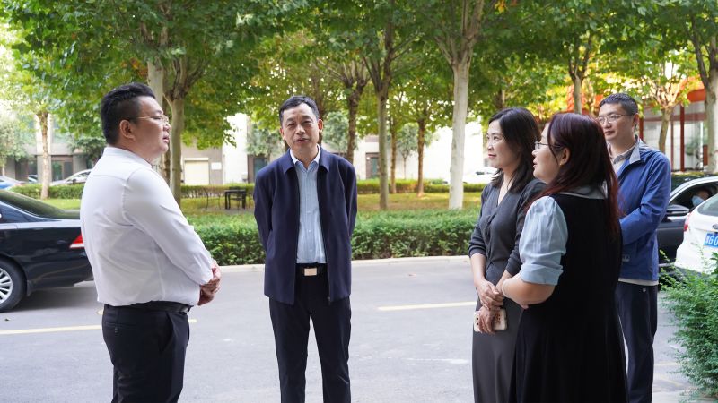 欢迎市委外办一行莅临FH体育调研指导