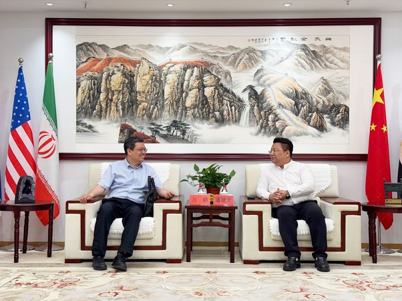 深化产学研融合｜红旗区委常委、组织部部长万鹏，区人社局局长许娟一行赴乾坤环保调研人才建设工作